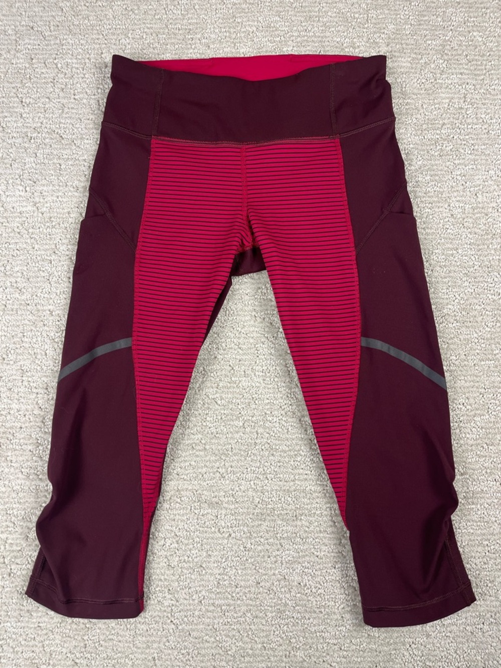 Lululemon Hop To It Crops Full On Luxtreme Bordeaux Drama Hyper Stripe Size 4
